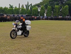 *Kala Kapolda Lampung Uji Langsung Motor Patroli Dalam Apel Pengamanan Pilkada 2024*