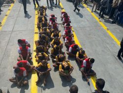 SEBANYAK 37 WARGA BINAAN RISIKO TINGGI JAWA TIMUR DILAYAR KE NUSAKAMBANGAN