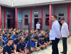 Ferdika Canra Tegaskan Disiplin dan Pembinaan Positif Saat Beri Arahan ke WBP Lapas Dharmasraya