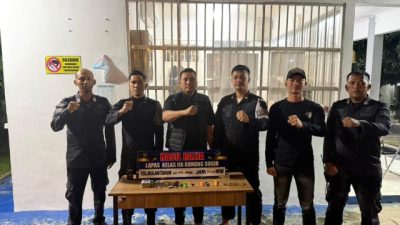 Upaya Deteksi Dini, Ka. KPLP Lapas Gunung Sugih Pimpin Razia Blok Hunian Malam Ini