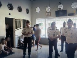 PASTIKAN LAYANAN SESUAI STANDAR, KALAPAS TAKALAR ANDI GUNAWAN TURUN LANGSUNG KONTROL BLOK HUNIAN