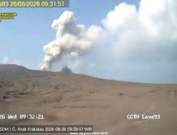 Gunung Anak Krakatau Kembali Erupsi Dua Kali pada Rabu Pagi, Kegempaan Masih Tinggi