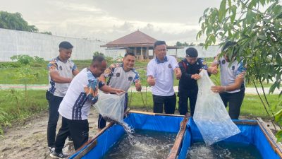Rutan Singkil Tebar Benih Lele, Wujud Nyata Pembinaan Produktif dan Ketahanan Pangan