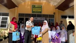 Rutan Singkil Berbagi Kepedulian, Salurkan Bansos ke Panti Asuhan Putri ‘Aisyiyah