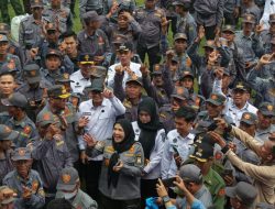 Apel Akbar HUT ke-81 RI: Satlinmas Didorong Jadi Organisasi Profesional, Solid, dan Responsif