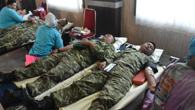 Peringati HUT ke-79, Korem 043/Gatam Gelar Aksi Donor Darah Kemanusiaan di Metro