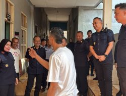 Jemput Bola Pelayanan dan Pengamanan, Kalapas Kelas I Bandar Lampung Pimpin Deteksi Dini di Blok Hunian