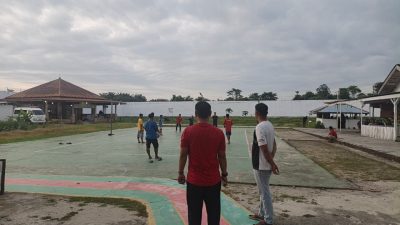 Olahraga Sore Warga Binaan, Karutan Singkil Hadir Pantau Langsung