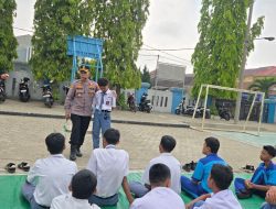 Sambangi SMK BLK Bandar Lampung, Kapolsek Sukarame Imbau Pelajar Jauhi Kenakalan Remaja dan Judol